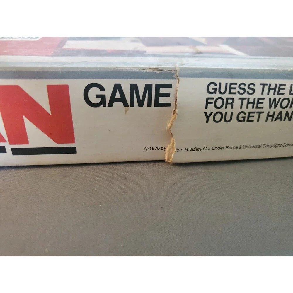 Milton Bradley vintage 1976